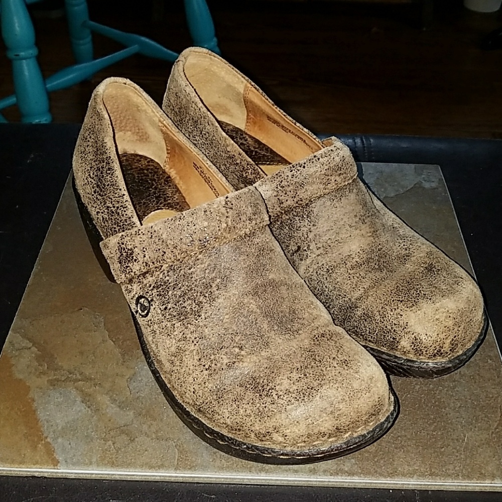 Born clogs